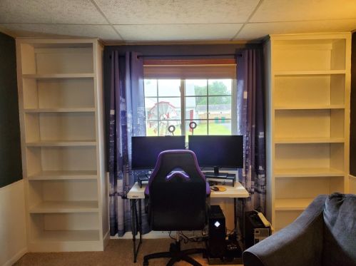 423 Saginaw Dr, Valpo IN 46385-8117 exterior