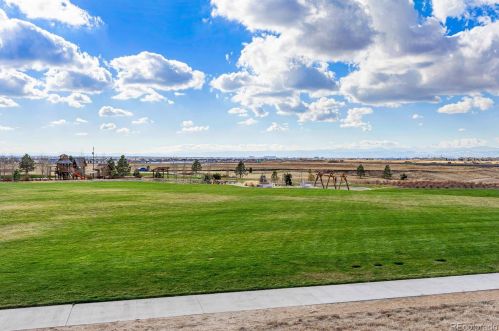 21001 60th Ave, Denver CO  80019 exterior