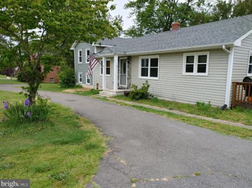 59 Leeland Rd, Fredericksburg, VA 22405-2119