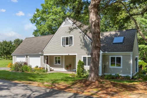 12 Clover Ln, Laconia, NH 03246-2077