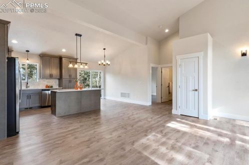 1405 Mountain Estates Rd, Twin Rock, CO 80816-7912