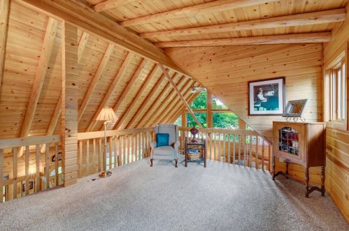 94 Bridgewater Dr, Saint Paul MN  55127-6976 exterior