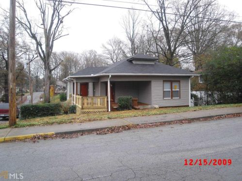 2718 Harris St, Atlanta GA  30344-6925 exterior