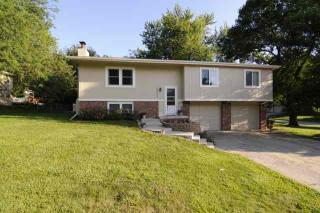 3013 Duane Ave, Bellevue, NE 68123-1576