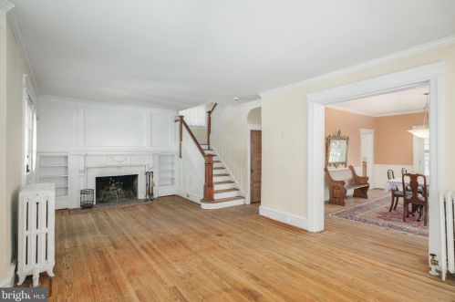 409 Warwick Rd, Tavistock NJ 08033-3829 exterior