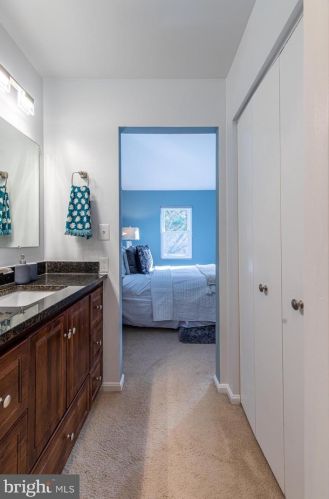 125 Kinsman View Cir, Silver Spring MD 20901-1600 exterior