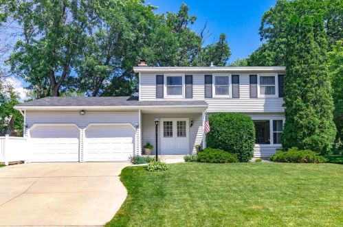 7216 Courtly Rd, Saint Paul MN  55125-1661 exterior