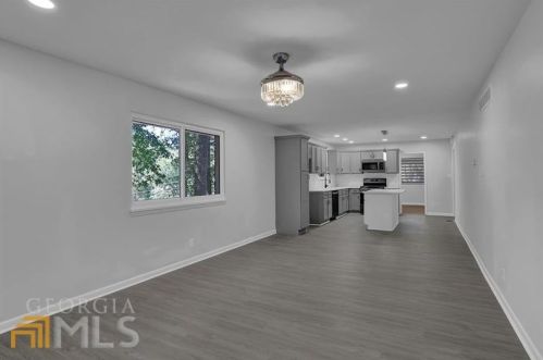 3007 Dogwood Dr, Atlanta GA  30344-3905 exterior
