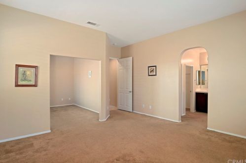 12758 Royal Palm Ln, Riverside CA  92503-7077 exterior