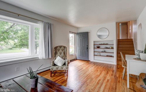 1651 Sunset Ave, Lancaster PA  17601-4355 exterior