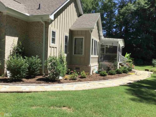 199 Stonebrook Pl, Lavonia, GA 30553-1567