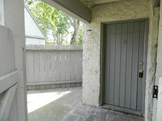 601 Marshall St, Turlock CA  95380-4125 exterior