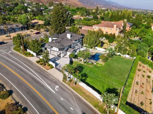 780 25th St, Upland CA  91784-1109 exterior