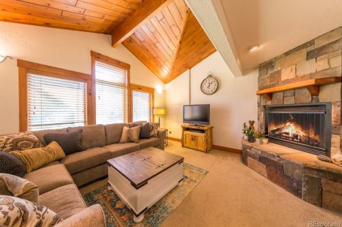 283 Cement Creek Rd, Crested Butte, CO 81224-9600