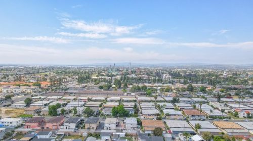 3146 Monroe Ave, Anaheim CA  92801-6034 exterior