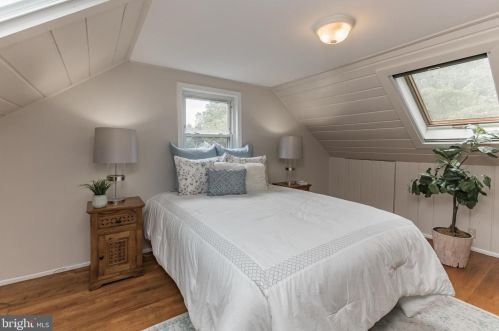 916 Robin Rd, Silver Spring MD 20901-1871 exterior