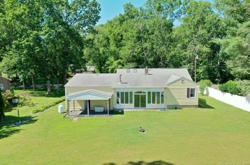 19 Nancy Ln, Middlefield, CT 06455-1228