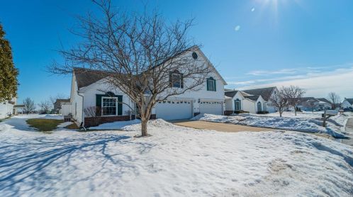 9557 Monroe St, Crown Point, IN 46307-6254