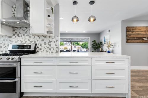10272 Barbara Anne St, Cypress, CA 90630-4224