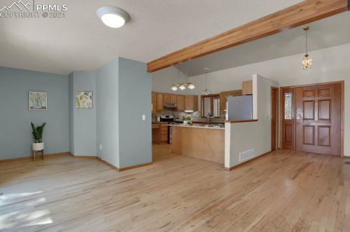 2720 Sunnywood Ave, Woodland Park CO 80863-9401 exterior