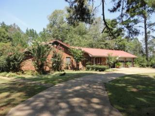 2549 Lincoln Rd, Brookhaven, MS 39601-8708