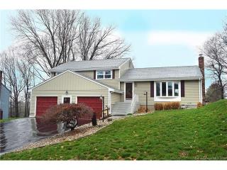 3 Brittany Cir, Cromwell, CT 06416-1915