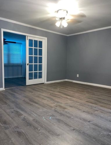 71 Montre Sq, Atlanta GA  30327-4044 exterior