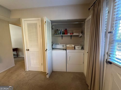 3811 Abby Ct, Atlanta GA  30329 exterior