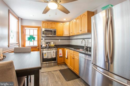 808 Belgrade St, Philadelphia PA 19125-3513 exterior