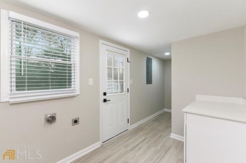 2757 Eaton Pl, Atlanta GA  30341-3915 exterior