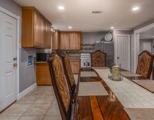 2810 Altman Dr, Irving TX  75062-4229 exterior