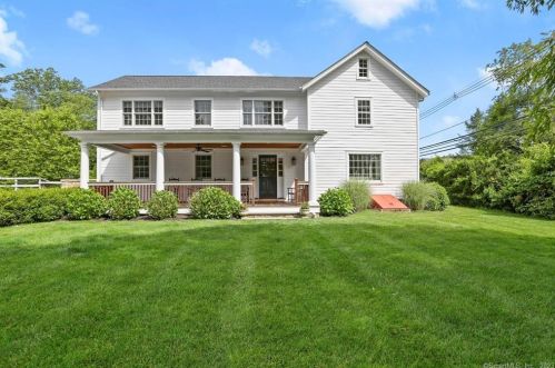 141 Norwalk Rd, Norwalk CT  06850-4406 exterior