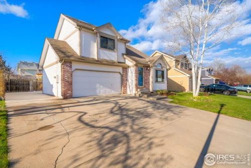 736 Blue Mountain Dr, Fort Collins, CO 80526-4134