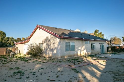 43607 Easy St, Lancaster CA  93535-5600 exterior