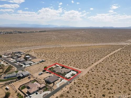 14387 Horseshoe Trl, Helendale, CA