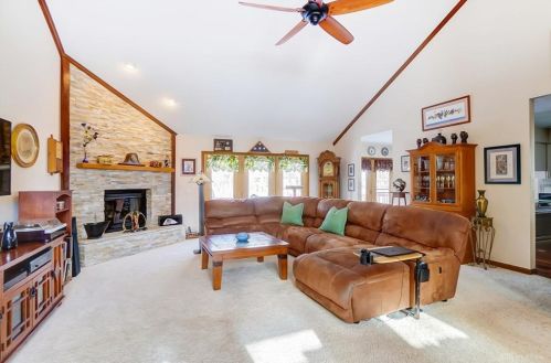 849 Wind Bluff Pt, Springboro, OH 45066-9014