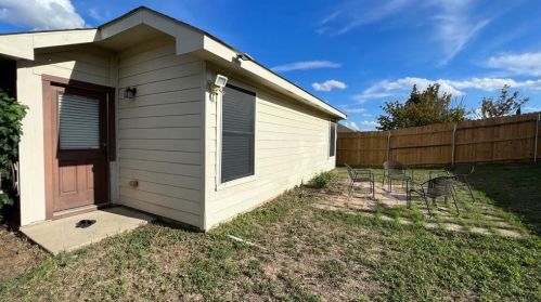 5904 Parkview Hl Ln, Fort Worth TX  76179-3799 exterior