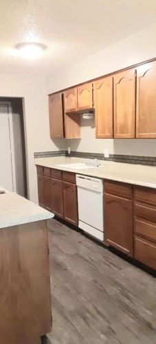 3418 Meadowmoor St, Fort Worth TX  76133-7224 exterior