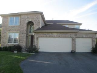 7 Cardinal Ct, Streamwood, IL 60107-2195