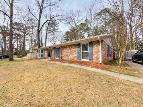 217 Merrybrook Dr, Lagrange, GA 30241-1950