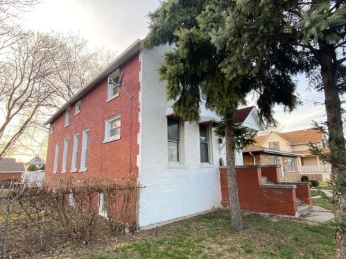 44 East Ave, Burr Ridge, IL 60525