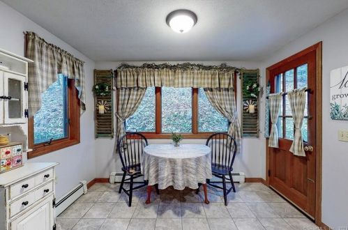 158 Scully Rd, Somers CT  06071-1723 exterior