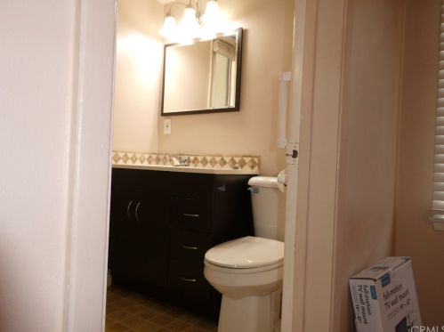 411 Nutwood St, Anaheim CA  92804-2633 exterior