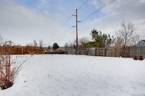 5915 Nepal St, Denver CO  80015-3350 exterior