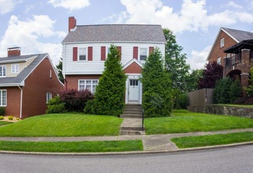 5 Forest Rd, Bethlehem, WV 26003-5652