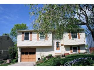 1039 Beacon St, Cincinnati, OH 45230-3606