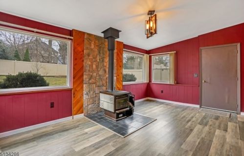 153 New Providence Rd, Mountainside, NJ 07092-2521