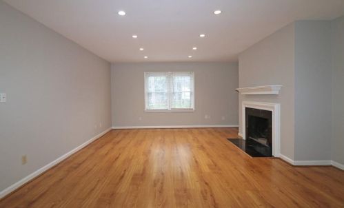 40 Glenald Way, Atlanta GA  30327-4060 exterior