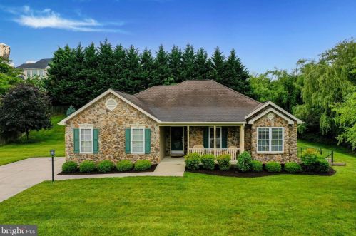 1904 Medallion Ct, Forest Hill, MD 21050-2761