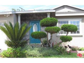 8730 Yorktown Ave, Los Angeles CA  90045-4144 exterior